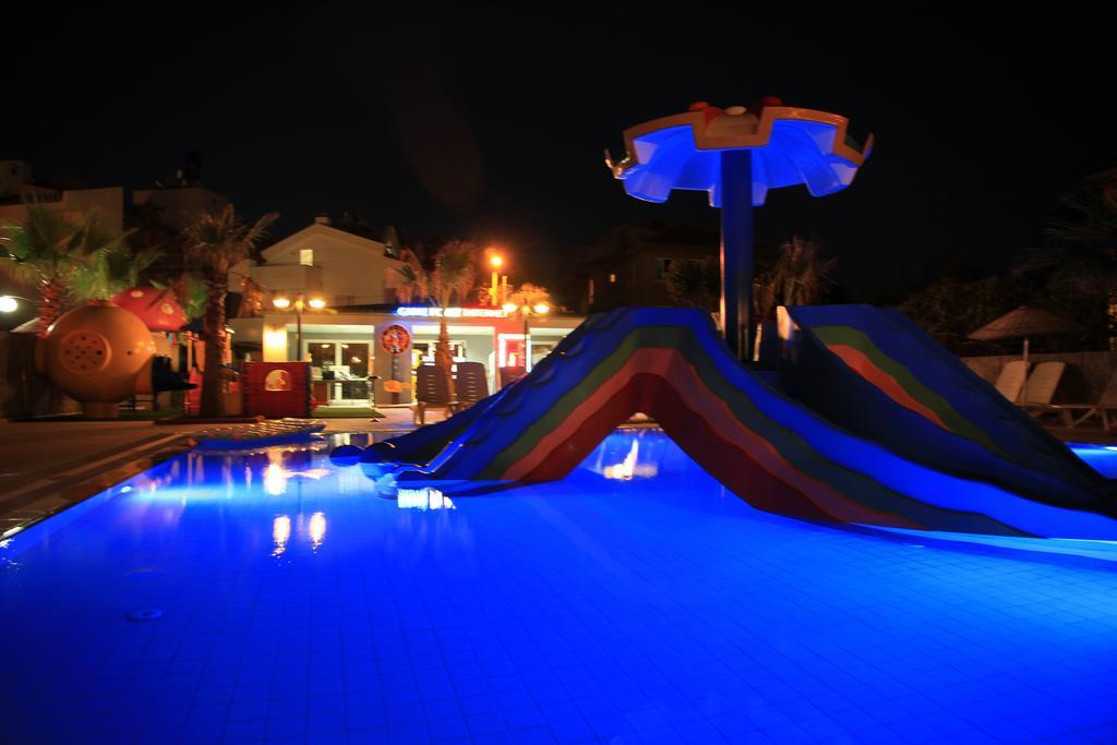 Club Alpina Marmaris Exterior foto