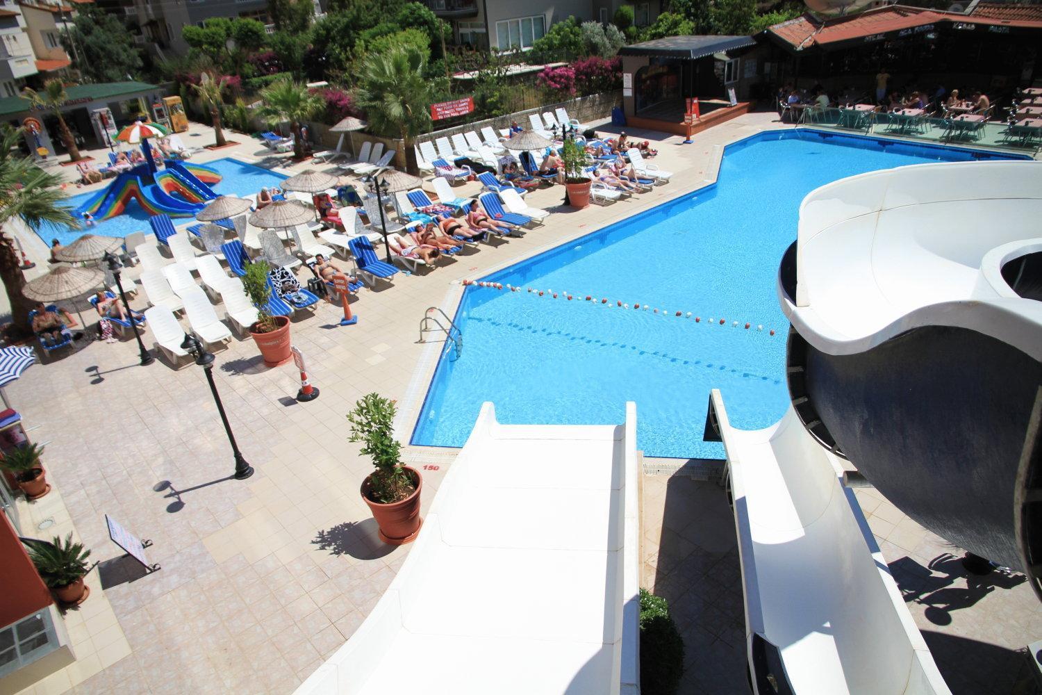 Club Alpina Marmaris Exterior foto